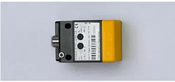 ifm Induktiver Sicherheitssensor (GM705S)