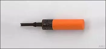 ifm IA0004 Induktiver Sensor 20mm AC/DC Schließer (IA0004)