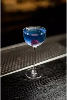 Monin Curaçao Blue Sirup 1l – Glutenfreie und vegane Rezeptur für verschiedene Ernährungsformen
