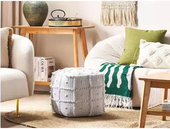 Beliani Harnai Pouf Baumwolle Weiß mit Muster 40x40x40cm