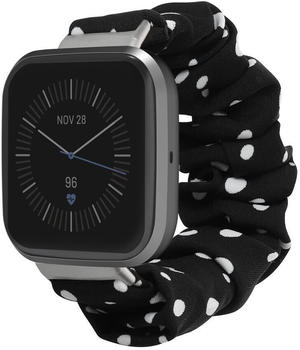 kwmobile Ersatz Armband kompatibel mit Fitbit Versa 4 / Sense 2 / Versa 3 / Sense - Smartwatch Scrunchie Haargummi Design Schwarz Weiß - Innenmaße 13 - 16 cm