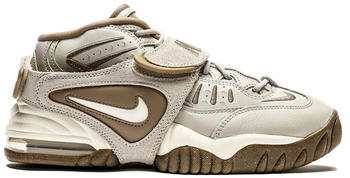 Nike Air Adjust Force Women khaki/sail/light bone/gum med brown