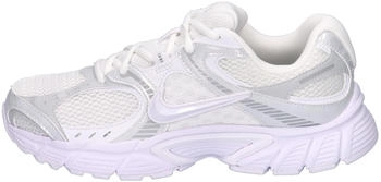 Nike V5 RNR Women white/white/black/metallic silver