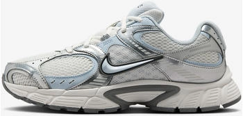 Nike V5 RNR Women – Praktische Schnürung und pflegeleichte Materialien