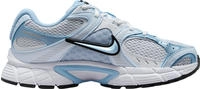 Nike IF2330-001, NIKE V5 RNR Sneaker Damen 001 - football grey/psychic