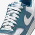 Nike Court Vision Low-Top Sneaker weiß smokey blau
