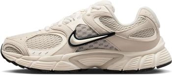 Nike V5 RNR Women braun/beige