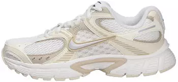 Nike V5 RNR Women coconut milk/coconut milk-sail-black