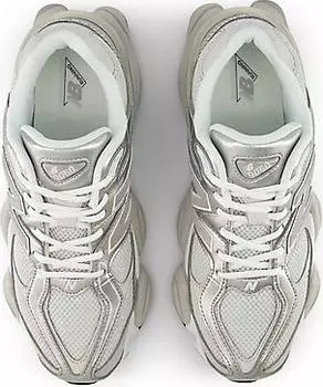 New Balance 9060 hellgrau/silber/wei&szlig;
