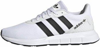 Adidas Swift Run RF cloud white/core black/cloud white