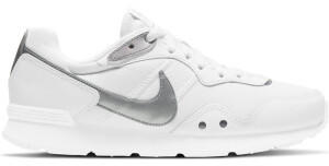 Nike Venture Runner Women white/metallic silver
