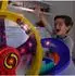 Mattel Celebration Raceway Spielset mit leuchtenden Lightning McQueen, Loop & Kicker (JMT57)