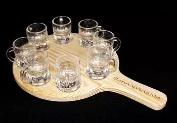 DanDiBo Schnapsrunde mit Gravur, 8 Gl&auml;ser, Holz, 20cm