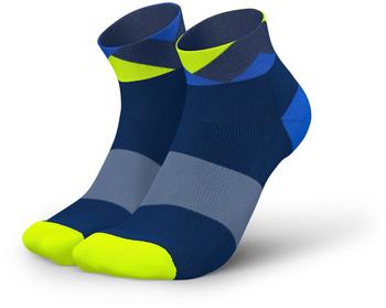 INCYLENCE Running Peaks Short navy canary