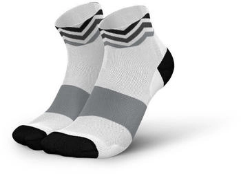 INCYLENCE Ultralight Waves Short Laufsocken grau weiß