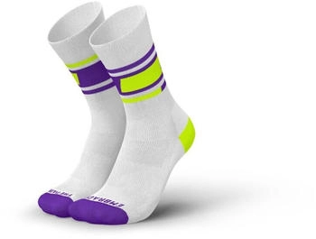 INCYLENCE Motto Socks Race Day Laufsocken grau weiß