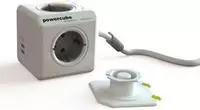Designnest Steckdosenmultiplikator ''PowerCube'' in Wei&szlig;/ Schwarz - (B)7 x (H)7 x