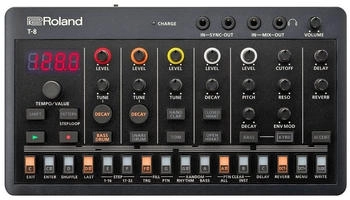 Roland Aira T-8 Beat Machine