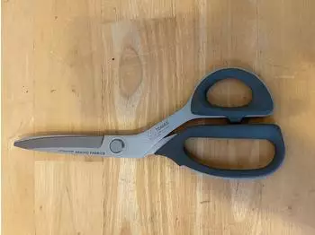 KAI 7240AS Aramidschere mit Mikroverzahnung, 240mm, schwarz mattiert (7240AS)