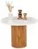 Idimex Yamuna runder Couchtisch Marmorplatte, Akazienholz, weiß/natur (60x42x60cm)