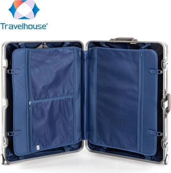 Travelhouse 4-Rollen-Trolley Set 55/65 cm (T1169) silver – Travelhouse 4-Rollen-Trolley Set 55/65 cm (T1169) silver - Ihr eleganter Reisebegleiter