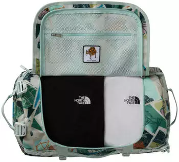 The North Face Base Camp Duffel S (52ST) opal frost/tnf postcard – Robustes Material schützt Gepäck bei Transport und Lagerung