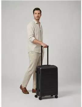 d & n Toronto 4-Rollen-Trolley 65 cm black – d & n Toronto 4-Rollen-Trolley 65 cm black – Hartschalenkoffer mit TSA-Zahlenschloss und versenk­tem Verschluss
