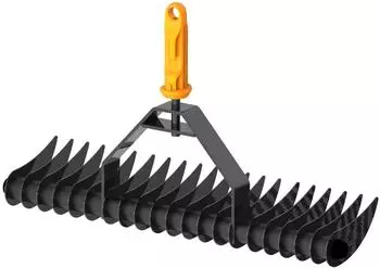 Fiskars OneClick Rasenlüfter 36cm Arbeitsbreite, 21 Zinken (1080679)