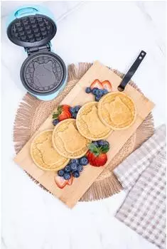 Fizz Creations Squishmallows - Cam Waffle Maker