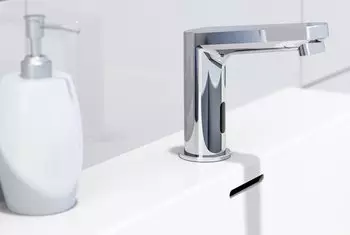 Schütte Vital mit Sensorbedienung (25399348) chrom – Schütte Vital mit Sensorbedienung (25399348) chrom – Hygienische Kaltwasser-Lösung für den Sanitärbereich