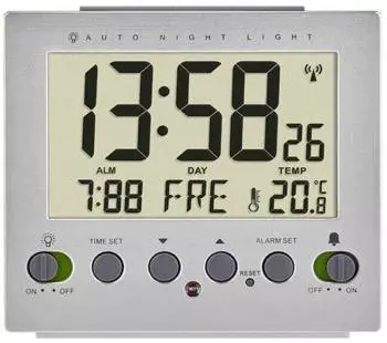 Braun Classic Analogue Alarm Clock with Snooze and Light, Quiet Quartz Movement, Crescendo Beep Alarm in White, model BC01W