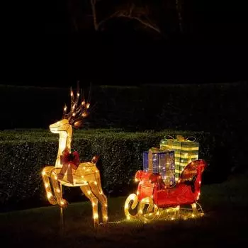 Lights4fun Farbiges LED-Rentier mit Schlitten voller Geschenke (XX24005EU)