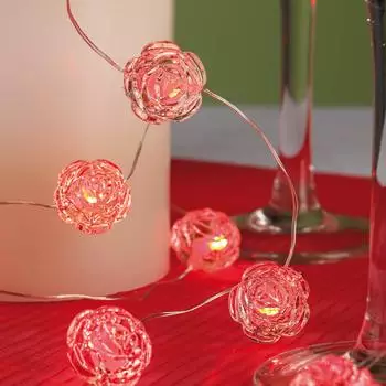 Hellum LED-Lichterkette Rosen rot 20-flg. 3,8m, batteriebetrieben (300192)