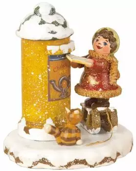 Hubrig Volkskunst Winterkinder „Christkindelpost" Dekofigur, 7cm (110H0018)