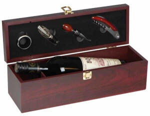 Macma Weinbox mit Namensgravur aus Holz 1036281210