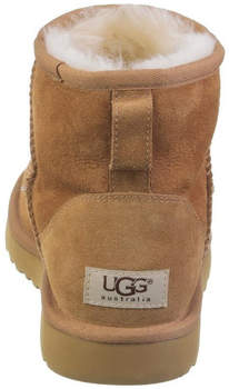 UGG Classic II Mini chestnut – Widerstandsfähigkeit bei jedem Wetter