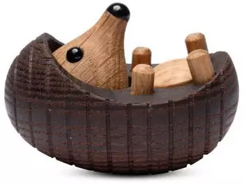 Spring Copenhagen Spike Holzfigur Igel Braun
