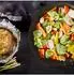 Relaxdays Wok mit Deckel 30 cm Aluguss antihaftbeschichtet induktionsgeeignet