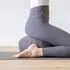 bodhi Zafu ECO Meditationskissen, Bio-Baumwolle, Dinkelfüllung, aubergine