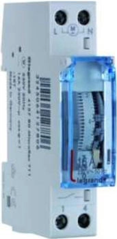 Legrand T11 230V Tagesschaltuhr.sync